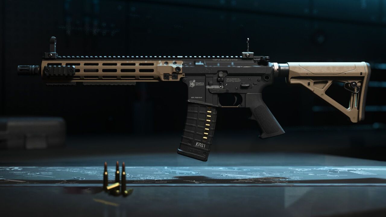 Screenshot of a stock M4 from the Gunsmith menu.