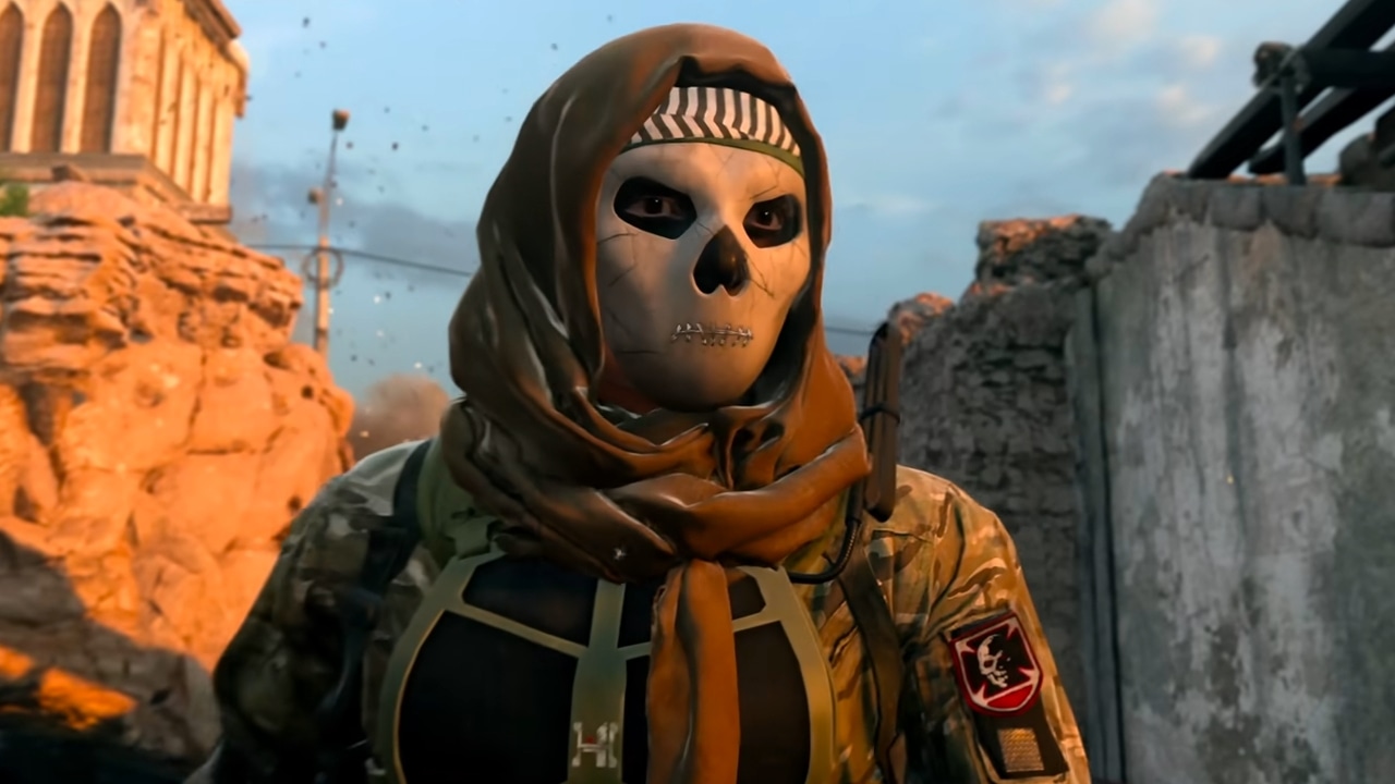 One of the operators from Warzone 2.