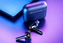 Razer Hammerhead True Wireless best gaming earbuds